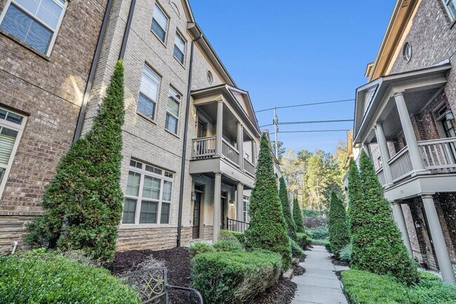 Building Photo - 612 Luckett Ct