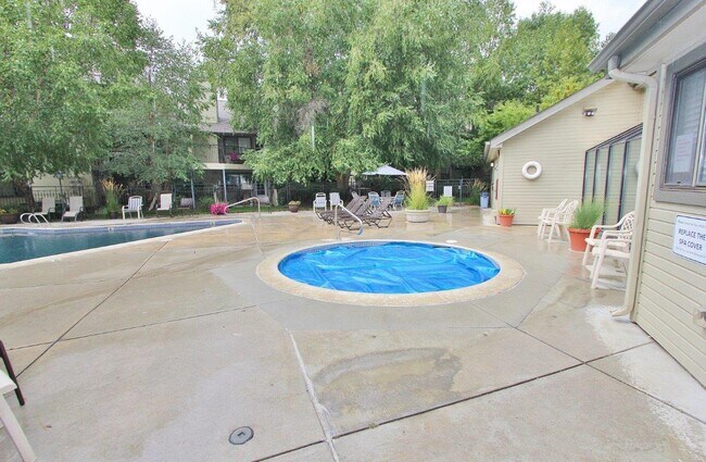 Building Photo - 3695 S Gekeler Ln
