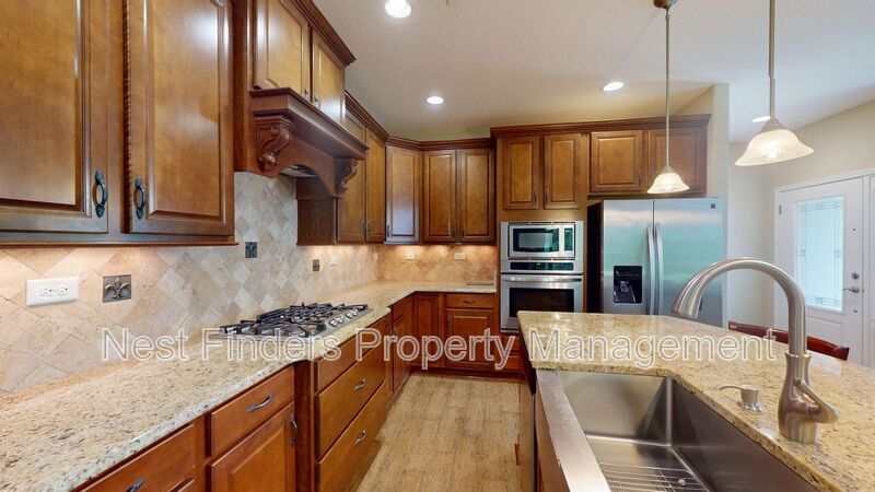 Building Photo - 656 Coconut Palm Pkwy