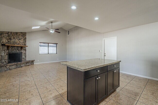 Building Photo - 2436 E Javelina Ave