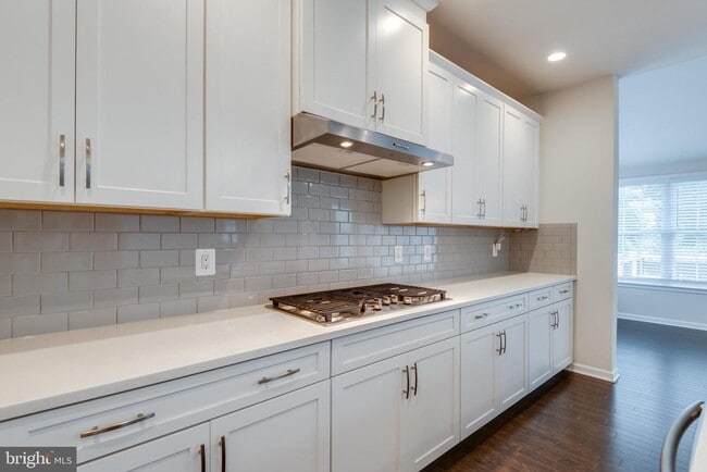 Building Photo - 41256 Lenah Point Dr