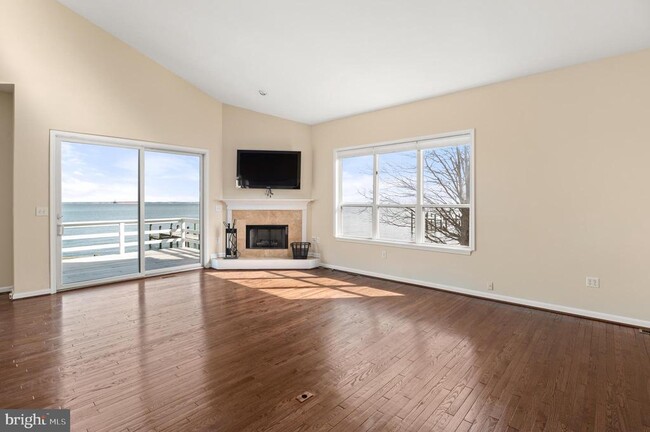 Building Photo - 3563 Narragansett Ave
