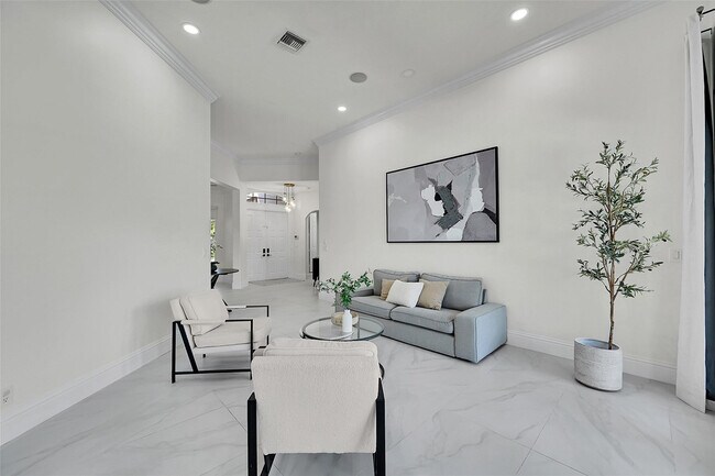 Building Photo - 11163 NW 69th Pl