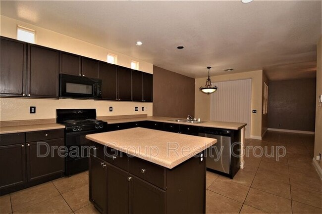 Building Photo - 10584 W Moultrie Ave