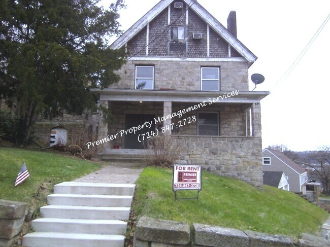Primary Photo - 401 Jackson St