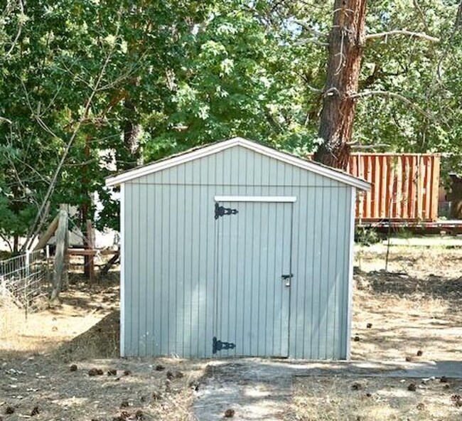 Building Photo - 62 Erickson Ave