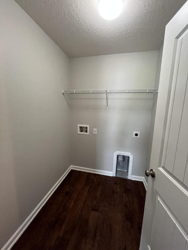 Building Photo - 4905 Kensington Ln