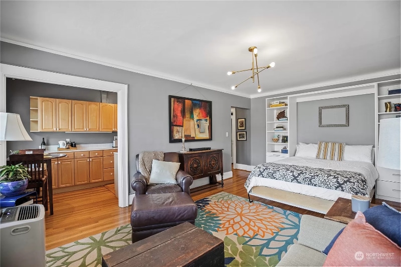 Building Photo - 321 Boylston Ave E