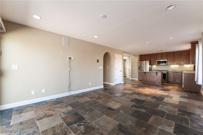 Building Photo - 9906 Stiges St