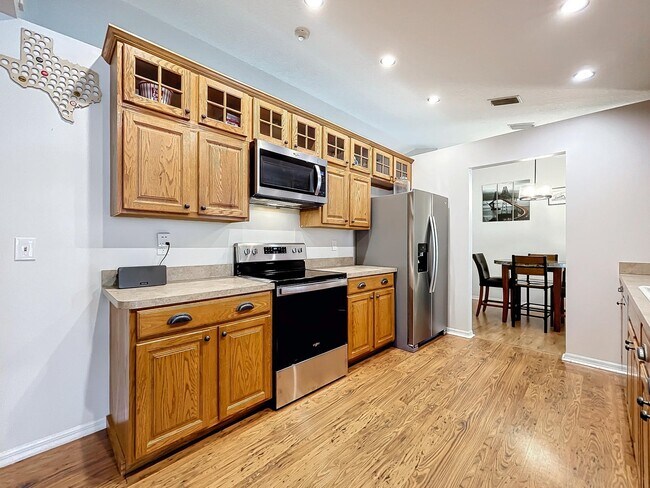 Building Photo - 14691 60th St N