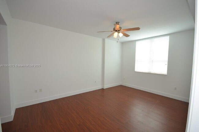 Building Photo - 400 N Federal Hwy