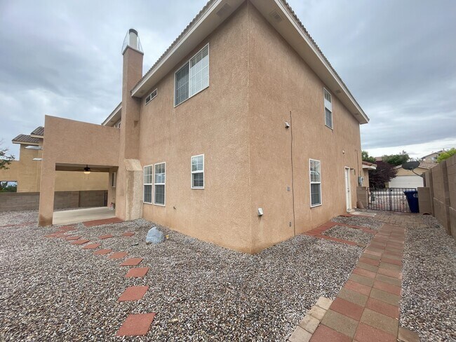 Building Photo - 5555 Mansfield Pl NW