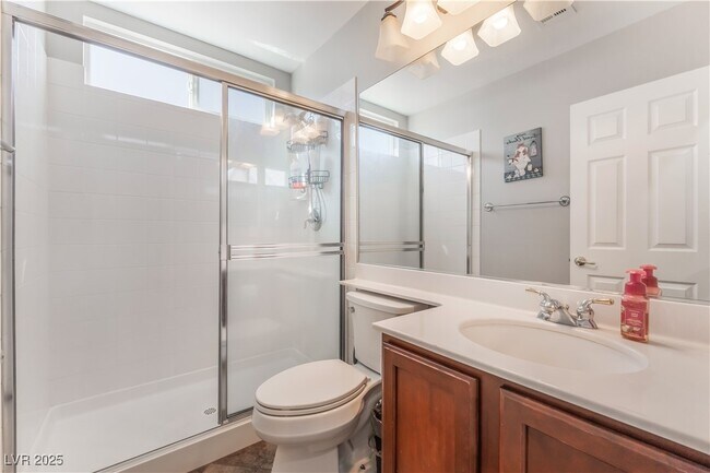 Building Photo - 1005 Windwalker Ave