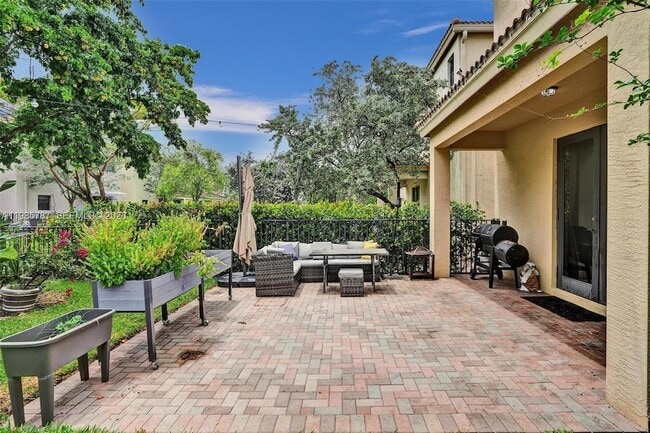 Building Photo - 760 NE 193rd Terrace