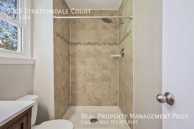 Building Photo - 9008 Strattondale Ct