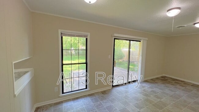 Building Photo - 418 Stroll Dr