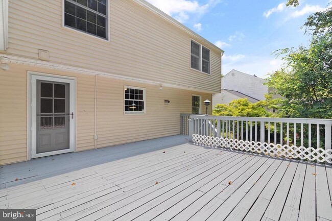 Building Photo - 8084 Winding Way Ct