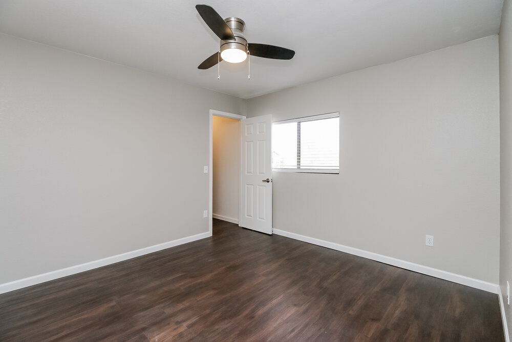 Building Photo - 3933 S Illinois St