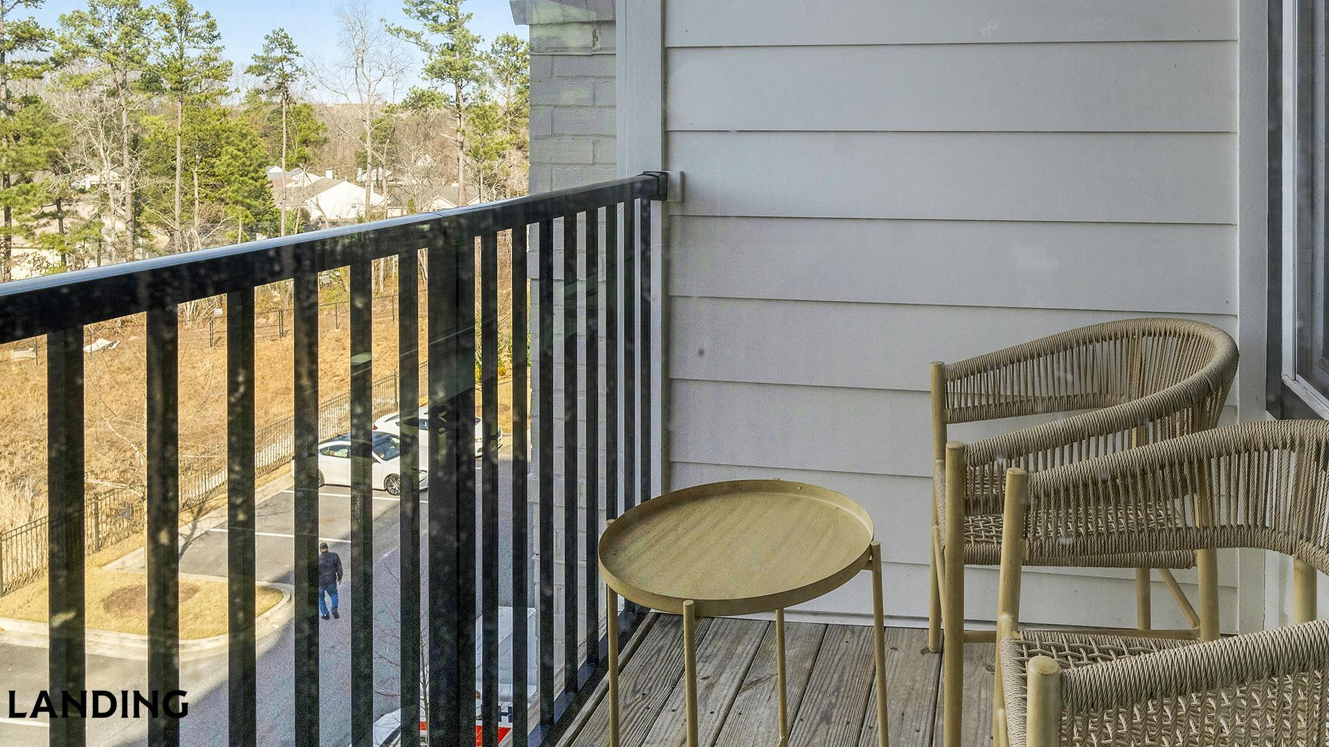 Building Photo - 1270 Hillcrest Dr