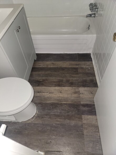 Building Photo - 13540 Superior Rd