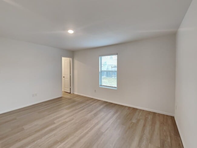 Building Photo - 22287 Stoney Ravine Dr