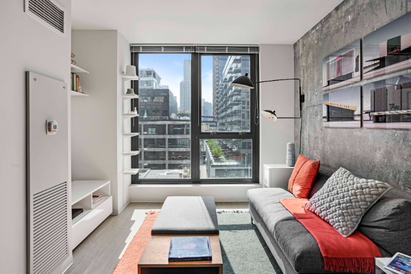 Building Photo - 181 W Superior St