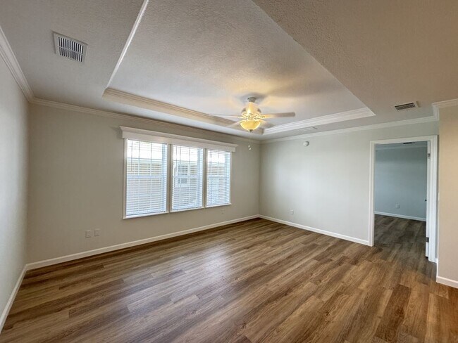 Building Photo - 7411 43rd Way N