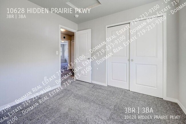 Building Photo - 10628 Hidden Pr Pkwy