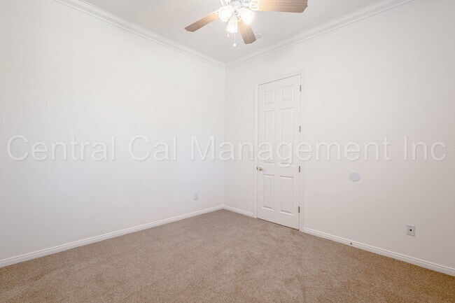 Building Photo - 3 Bedroom/2Bath Home the Greens at Seven O...
