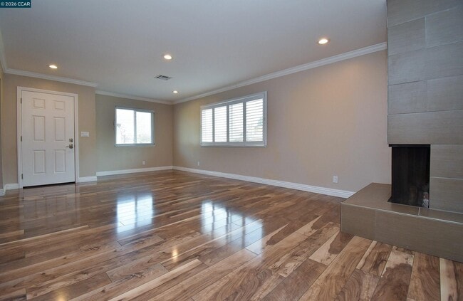 Building Photo - 4640 W Rishell Ct