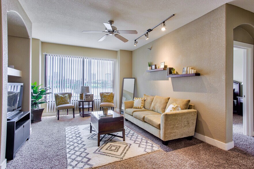 Metropolitan 75 Riverfront Dr North Little Rock AR 72114 Apartment