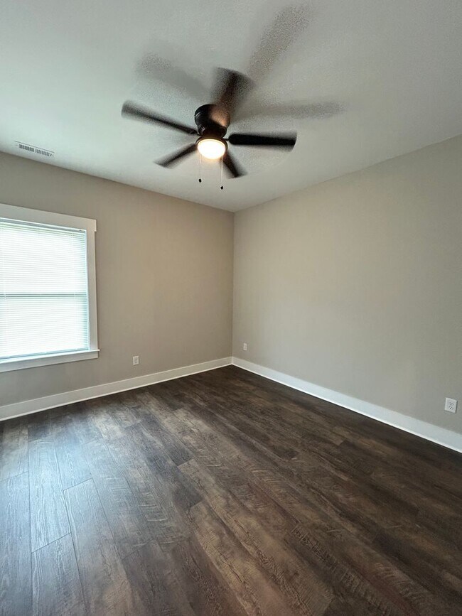 Building Photo - BRAND NEW Ringgold GA Home | 3 Beds, 2.5 Baths, 2.5 Car Garage