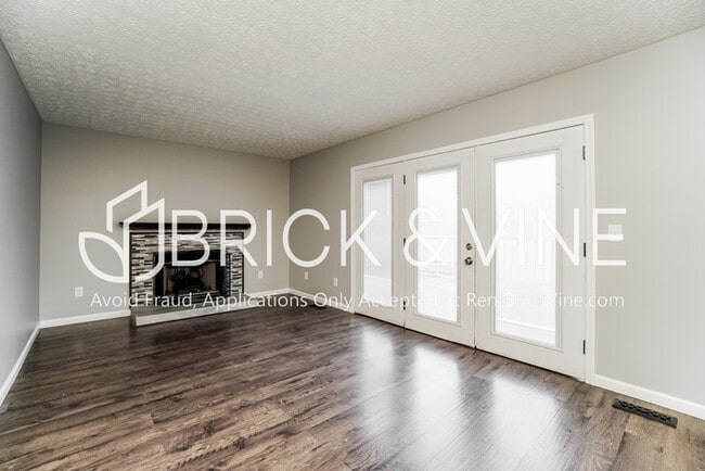 Building Photo - 1510 Patricia Dr