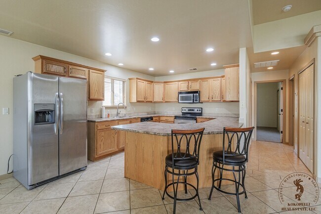 Building Photo - 3090 Aberdeen Ln