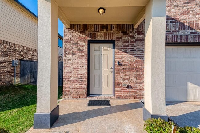 Building Photo - 26030 Drover Sky Ct