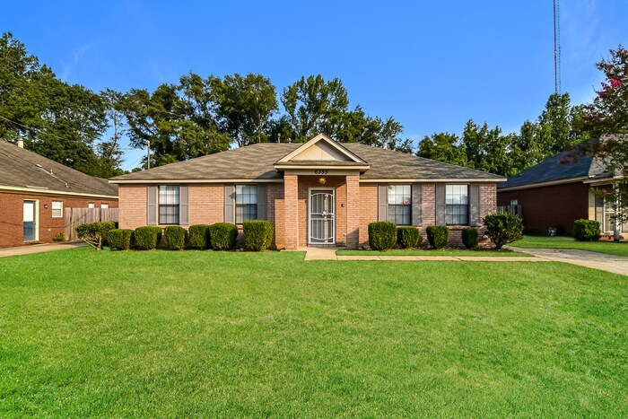 Primary Photo - 6355 Sandy Ridge Curv