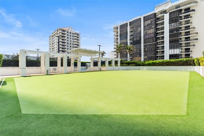 Building Photo - 6365 Collins Ave
