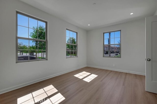 Building Photo - 228 Birdseye