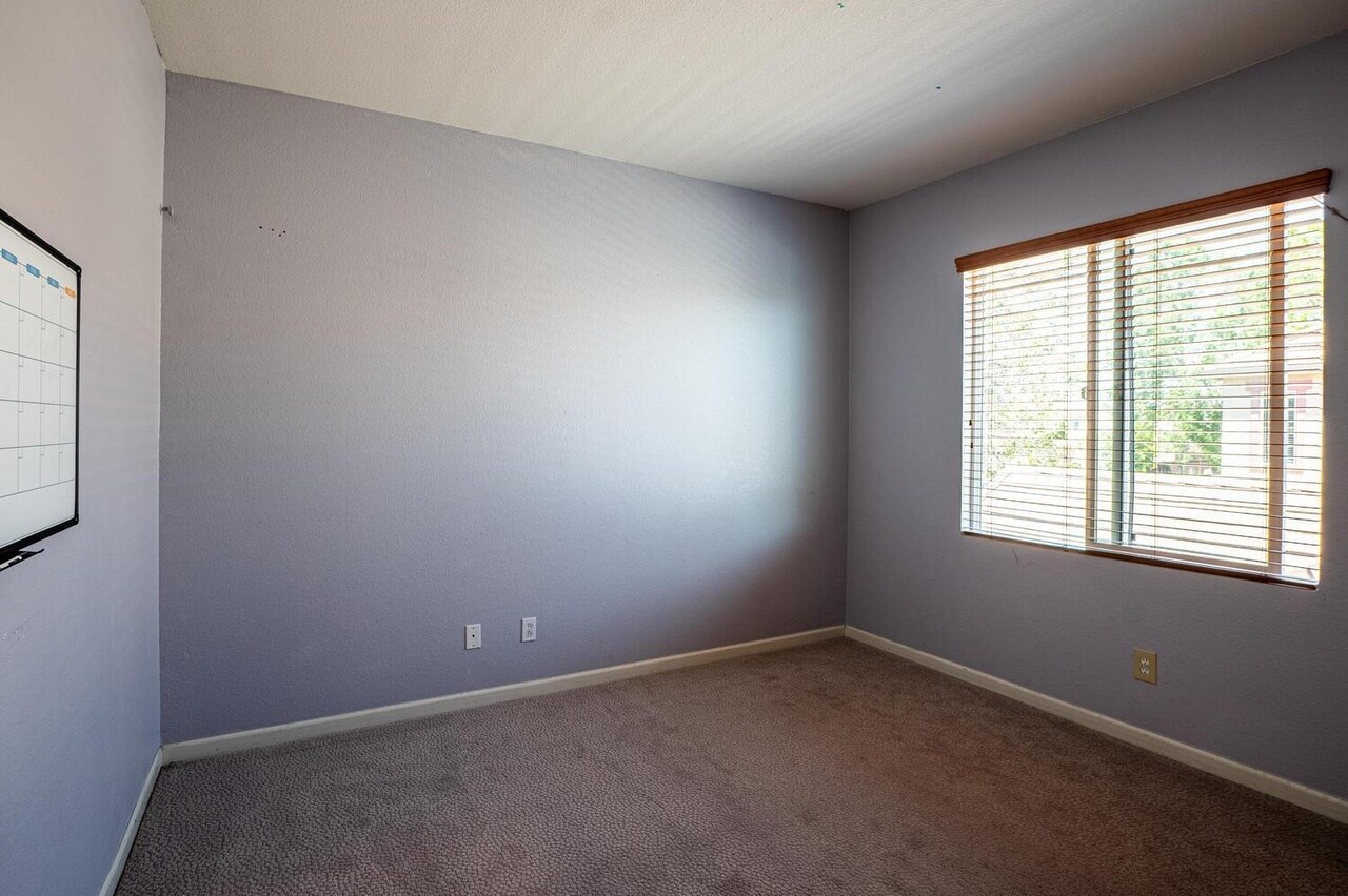 Building Photo - 820 Ben Ingram Ln