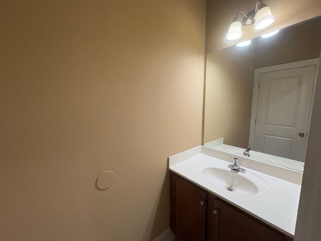 Building Photo - PRE-LEASING FOR AUGUST 2026!