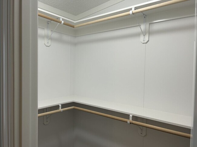 Building Photo - Home in quaint Bailey, NC