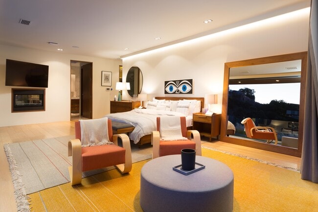 Building Photo - 1439 Devlin Dr