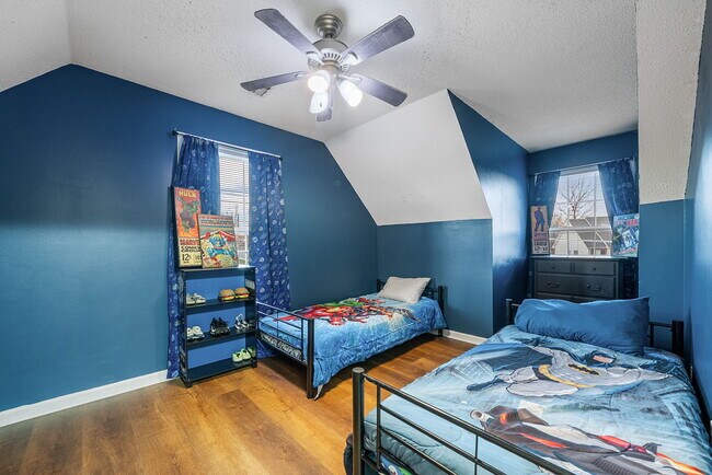 Building Photo - 1700 Cedar Springs Cir