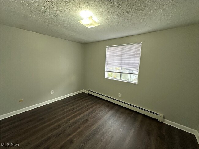 Building Photo - 115 Westminster Ave