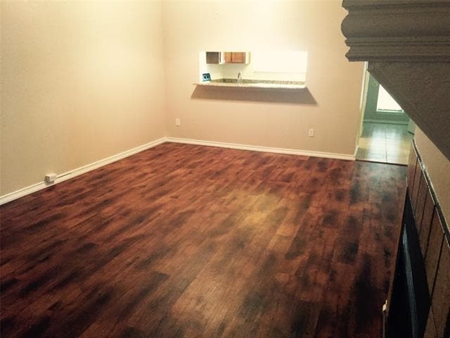 Building Photo - 808 Rock Creek Dr