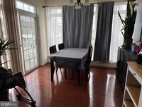 Building Photo - 711 Perthshire Pl