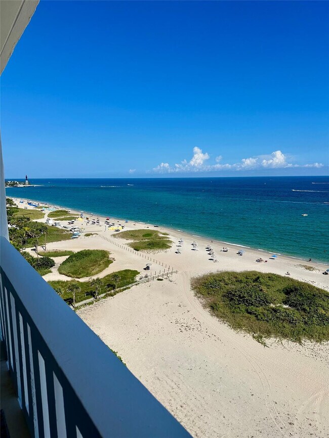 Building Photo - 1012 N Ocean Blvd