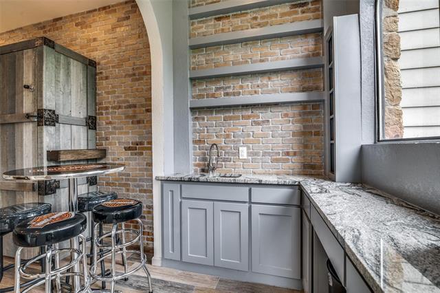 Building Photo - 452 Yacht Club Dr