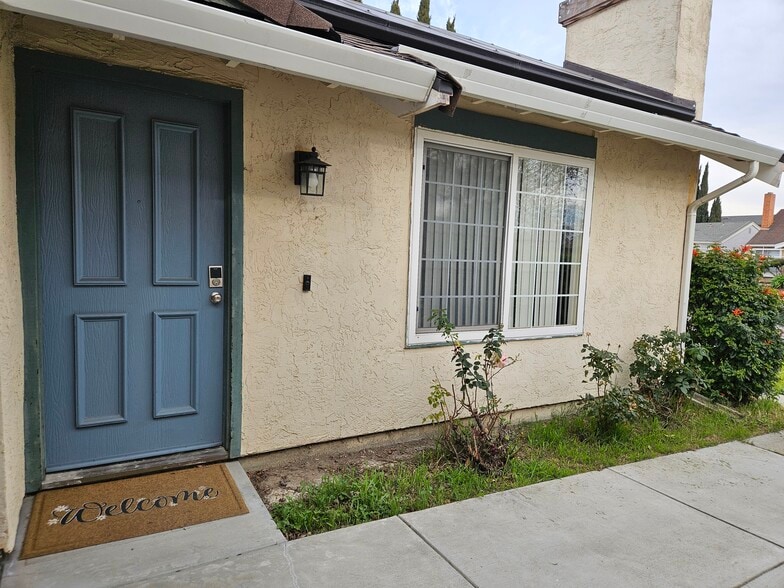 Building Photo - 6303 Rubicon Ave