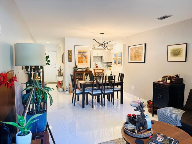 Building Photo - 10950 NW 82nd St